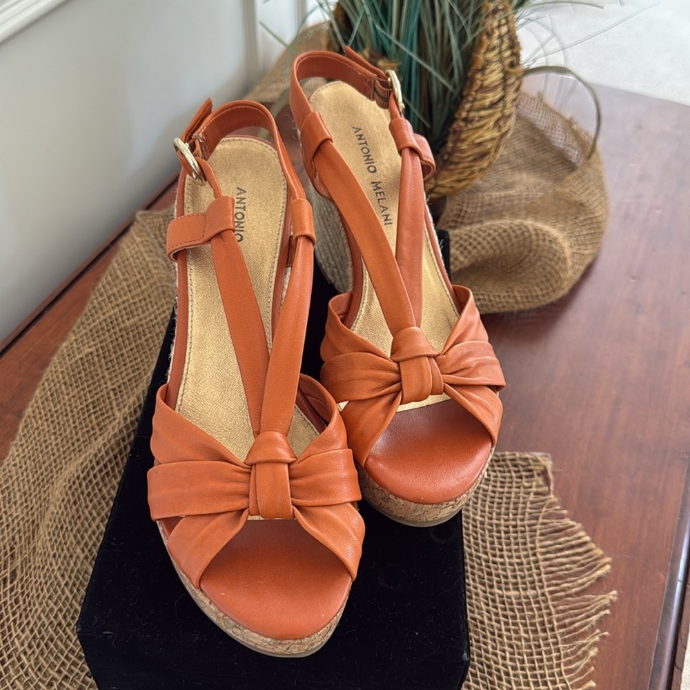 Antonio Melani Women's Orange Wedge Sandals size 7.5 - Picture 2 of 7
